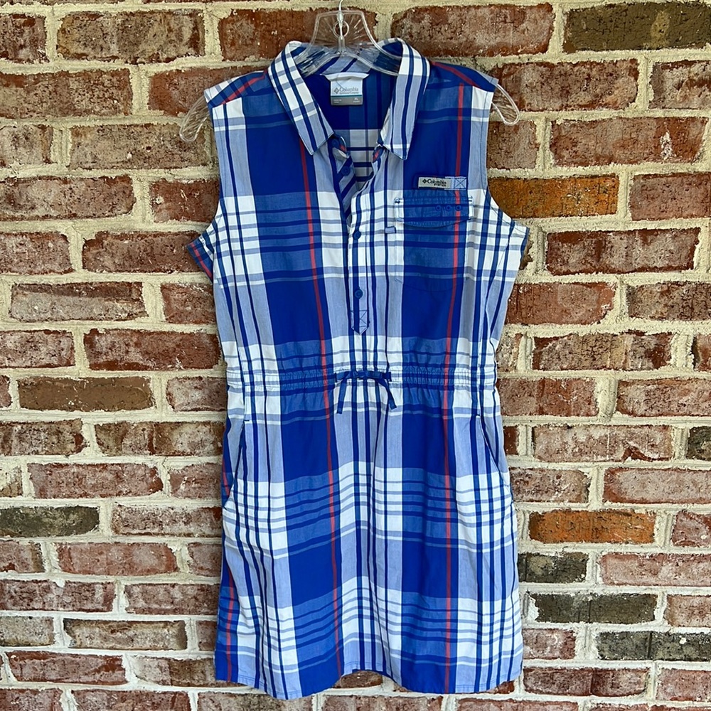 Columbia PFG dress with pockets